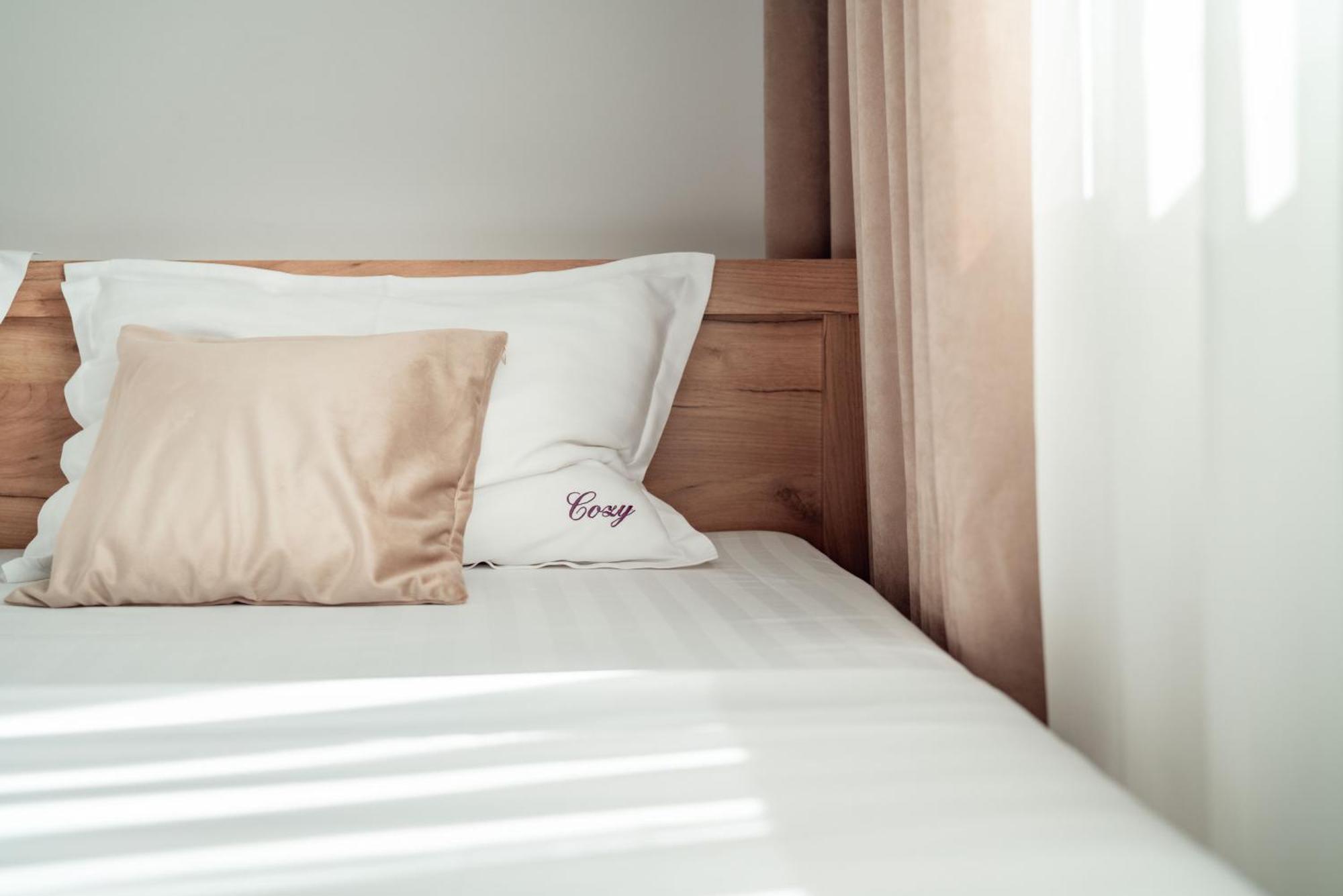 Exclusive Collection Palas Mall Suites And Studios Iasi Exterior photo